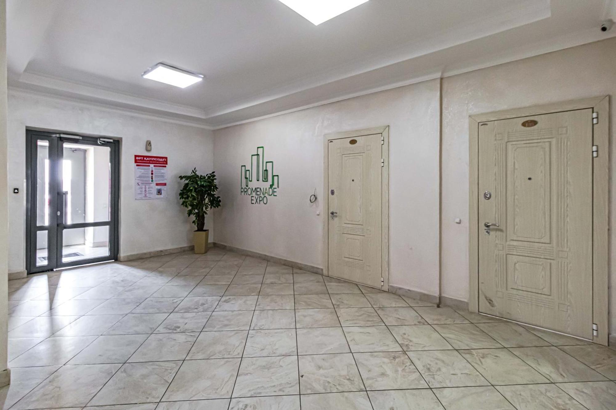 Apartment Lux 177 A-Expo Астана Екстериор снимка
